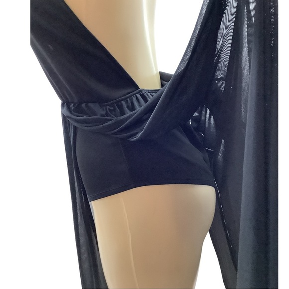 Tic Toc Size Large Dress will take you from a beachside rendezvous to an evening - Picture 8 of 8